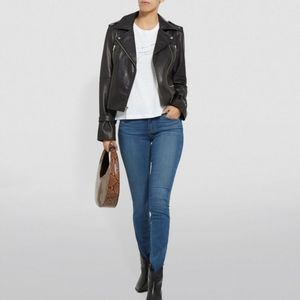 Paige skinny jeans size 26 blue Verdugo ultra  denim